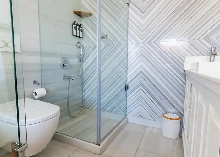 Cunda Piano Otel Ayvalı