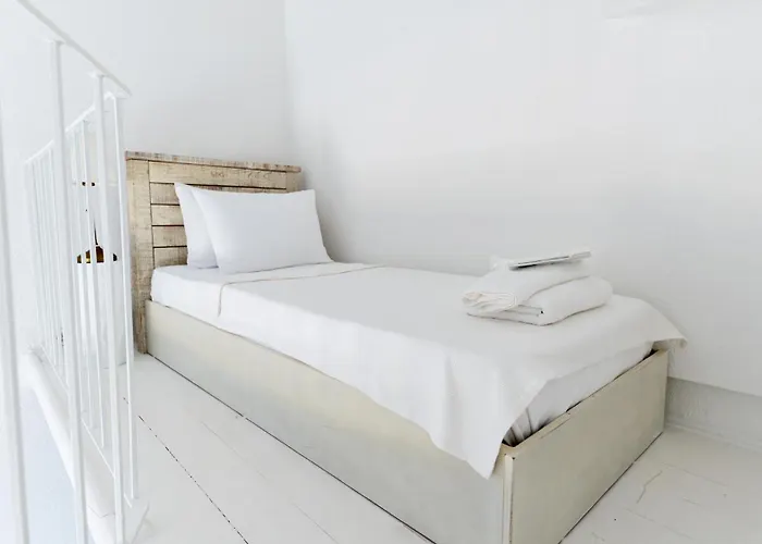 Otel Cunda Piano Ayvalı